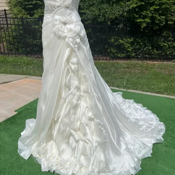 NWT Maggie Sottero Wedding Dress Strapless Organza Ivory Size 10 - Picture 7 of 15